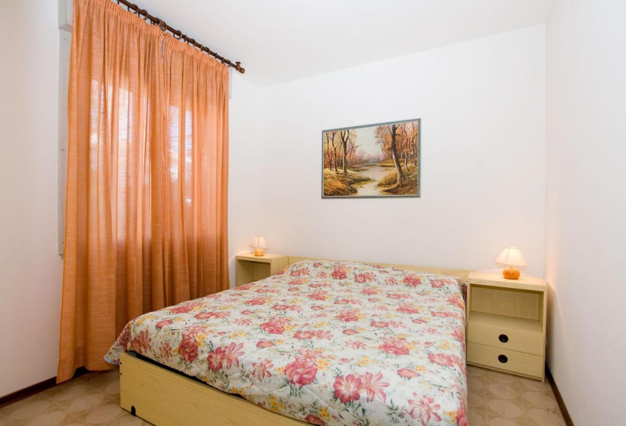 Villa Olimpia Bibione Esterno foto